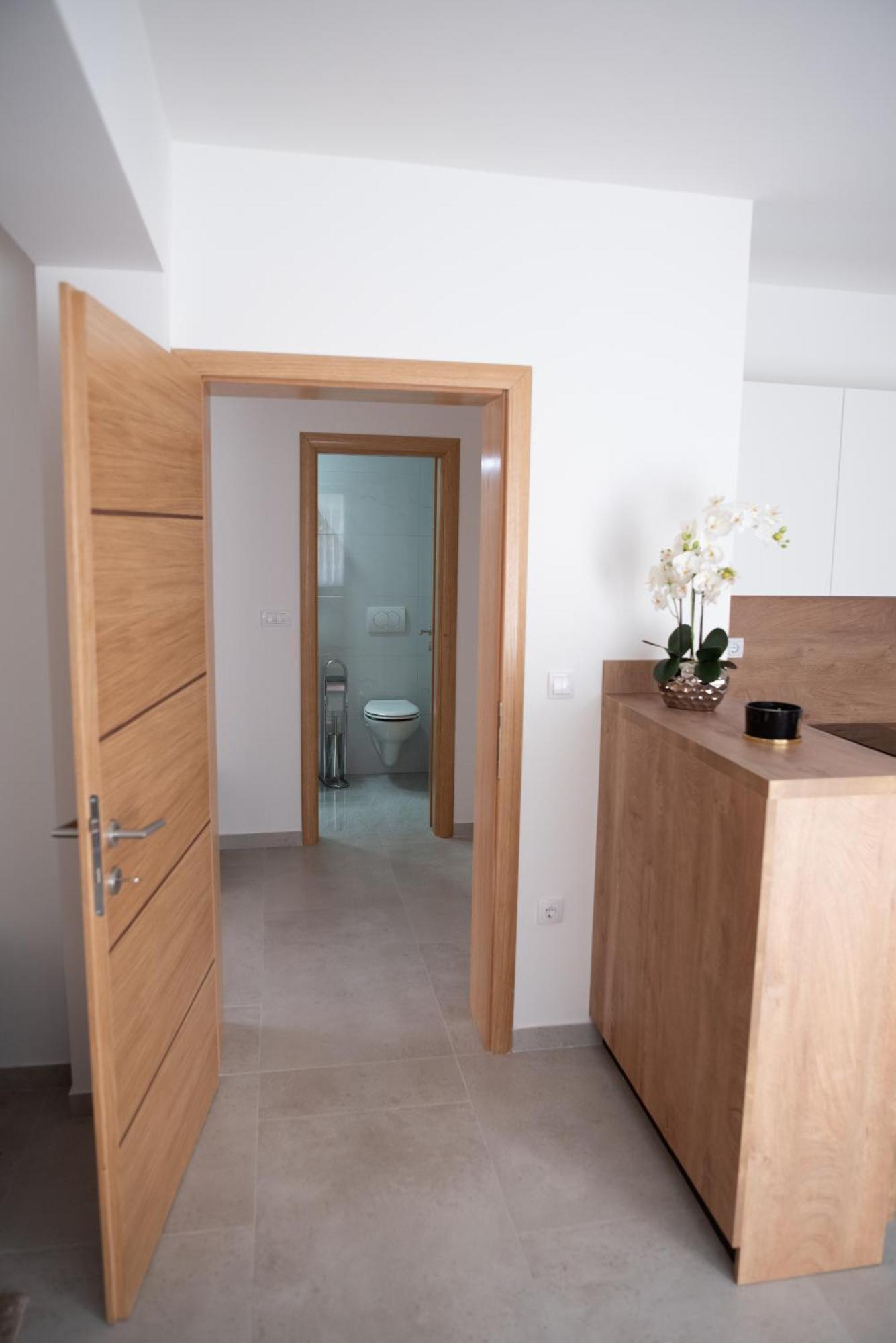 Apartman Krznaric Zupanja Ngoại thất bức ảnh